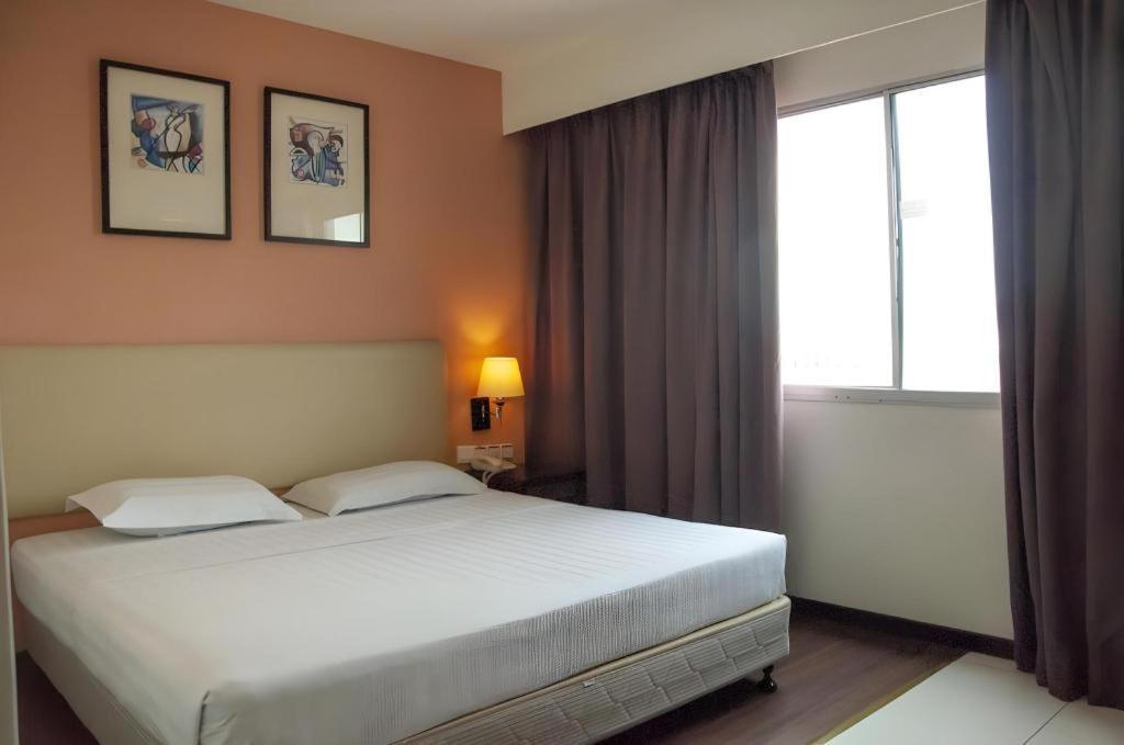 Ritz Garden Hotel Іпох Екстер'єр фото